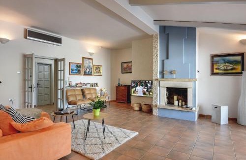 Stinjan Villa | Seaside Retreat: Villa with Private Pool and Scenic Views