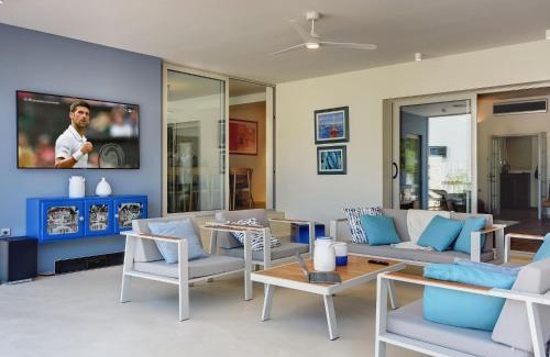 Stinjan Villa | Seaside Retreat: Villa with Private Pool and Scenic Views