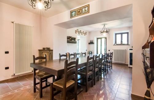 Tavoleto Villa | Pet-Friendly Oasis at Belvilla by OYO Casale Verbena