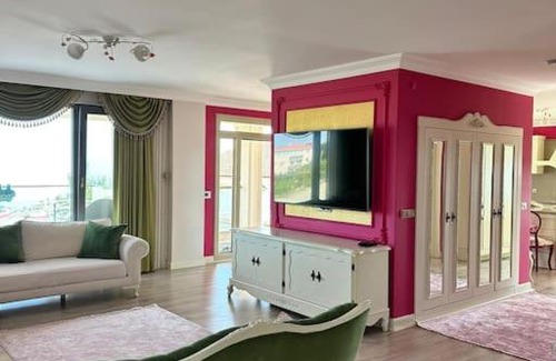 Trabzon Villa | Serene Villa with Sea View, Perfect for Families