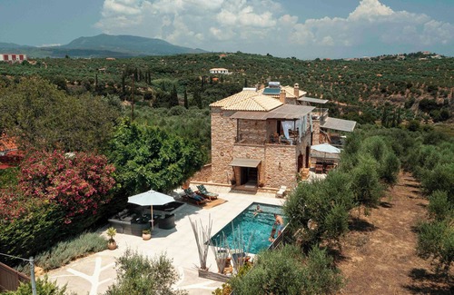 Koroni Villa | Exceptional Villa in Koroni with Private Pool & Breakfast