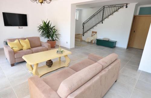 Trilj Villa | Elegant Villa in Tijarica with Private Pool & Family-Friendly