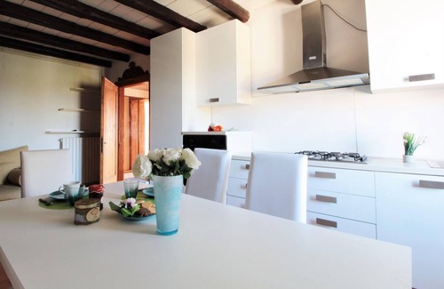 Santa Giustina Apartment | Discover Belvilla by OYO Appartemento Chardonnay Retreat