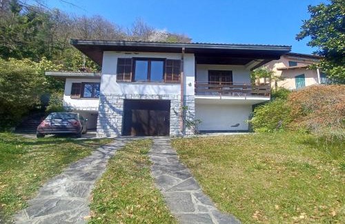 Ghiffa House | Villa in Valdora with Lake Maggiore Views