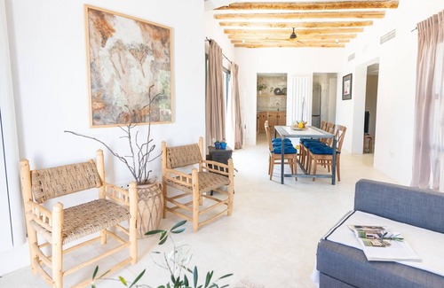 San Ambrosio House | Oceanfront Retreat: Belvilla by OYO Holiday Home Awaits