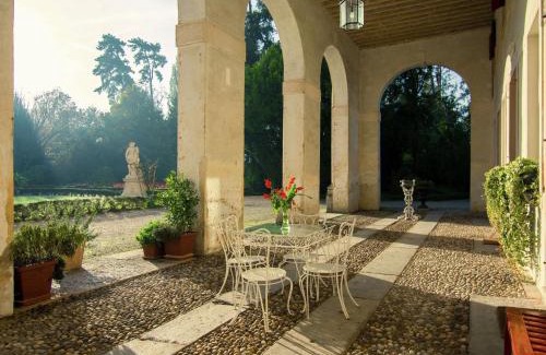 Levada House | Relax at Belvilla by OYO Villa Veneta Padova with Pool