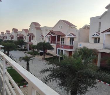 Vrindavan Villa | Comfortable Villa in Vrindavan near Hare Krishna Campus
