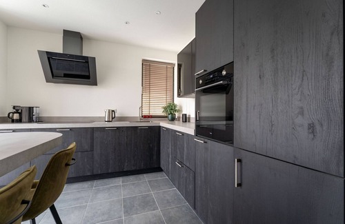 Zeewolde Villa | Family Villa in Zeewolde by the Water with Great Amenities