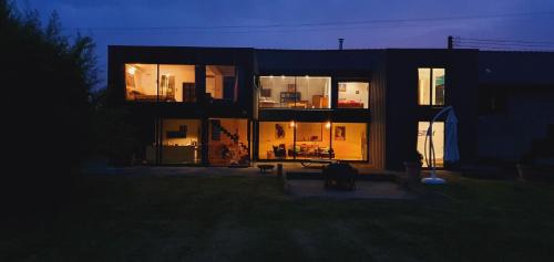Liffre Villa | Exceptional Villa Inattendue: Pet & Child Friendly Amenities