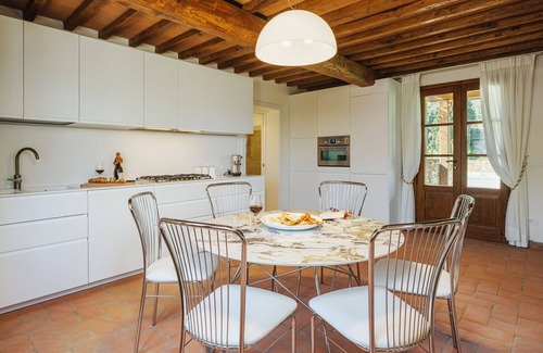 Vicopisano Villa | Family-Friendly Villa in Vicopisano with 2 Bedrooms