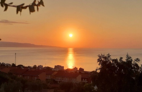 Santa Teresa di Riva Villa | Villa Infinity: Oceanfront Rooms with Panoramic Pool & Spa