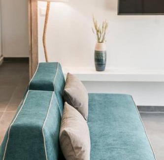 Pesada Villa | Villa Iokasti: Family-Friendly Retreat with Pool & High Ratings