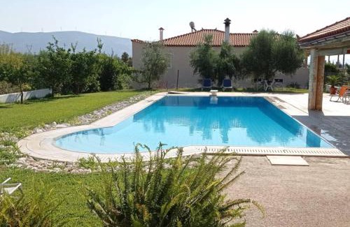 Eretria Villa | Idyllic Villa IRENE Evia: Pool & Steps to the Beach