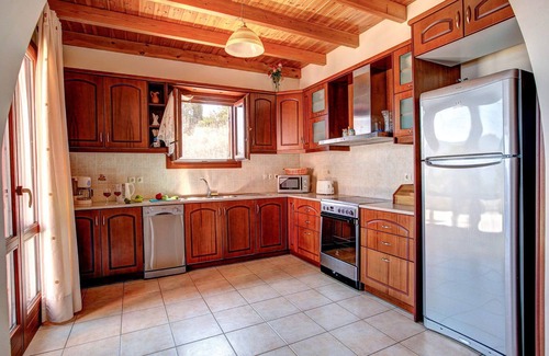 Katsarata Villa | Inviting Villa Ireni Fiskardo with Private Pool & Kitchen
