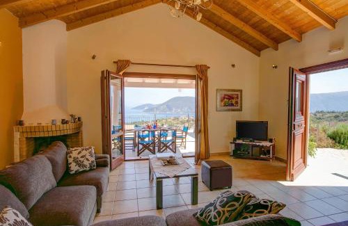 Katsarata Villa | Explore Villa Ireni Fiskardo: Family-Friendly Retreat