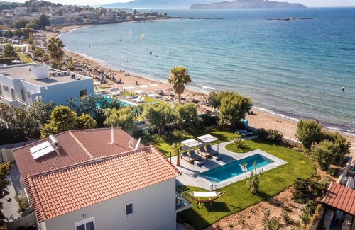 Agii Apostoli Villa | Villa Isalos I: Oceanfront Bliss with Heated Pool Access