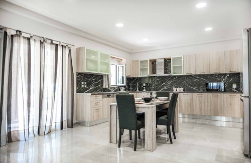 Roda Villa | Villa Iskander - Two Bedroom Villa, Sleeps 4