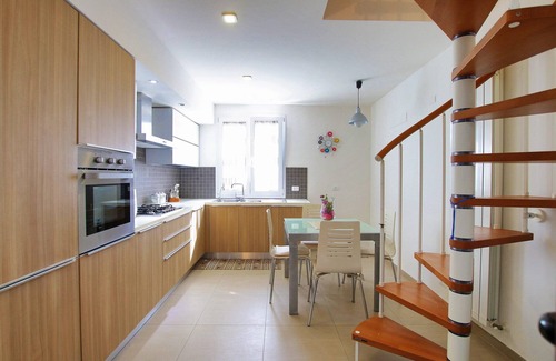 Piana Calzata Villa | Cozy Villa Tulipano: Garden, Ocean View & Near the Sea