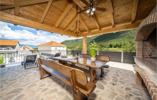 Sinj House | Explore Villa Ivandvor: Pet-Friendly Retreat with Pool
