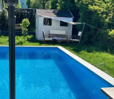 Simmering Villa | Discover Villa Jäger: Poolside Retreat in Vienna