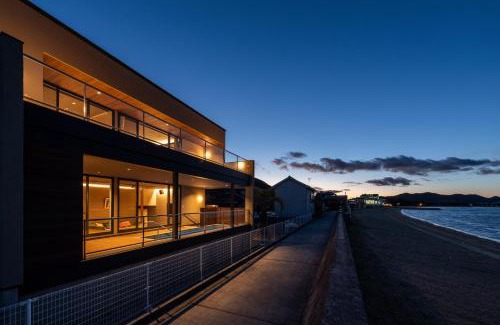 Sanuki Villa | Experience Villa JacoO: 4-Star Oceanfront Paradise