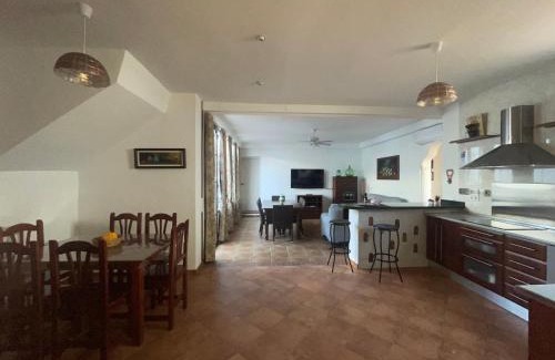 Priego de Cordoba House | Villa Jardín: 4-Star Oceanfront Retreat with Pool & View