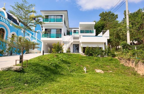 Maret Villa | Villa Jasmin - Guest Rated 10/10 with Private Pool & Family Friendly