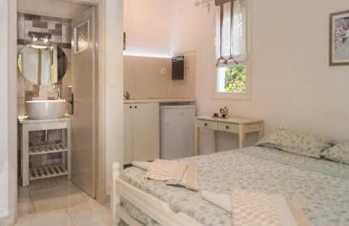 Limni Apartment | Cozy Villa Jasmin Studios - Perfect for Families