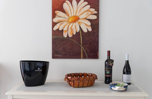 Sampieri Villa | Villa "Jimama": Beachside Retreat with Garden & Wi-Fi