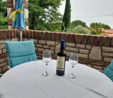 Kastelir-Labinci Apartment | Villa-Johanna: Oceanfront Retreat with Pool & Family-Friendly Fun
