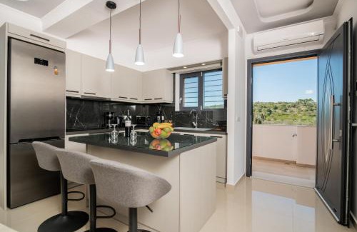 Argassi Apartment | Guest Rated 9.8: Calypso Villas & Apartments for Families