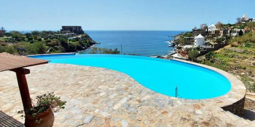 Koundouros House | Villa Jopeli: Poolside Retreat with Ocean Views in Koundouros