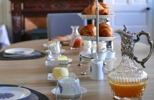 Brienne-le-Chateau Bed & Breakfast | Exclusive Villa Joséphine: Child-Friendly & Guest Rated 9.7