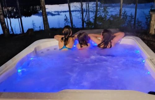 Lotjola Villa | Beautiful Villa Joutsen: Oceanfront Retreat with Hot Tub