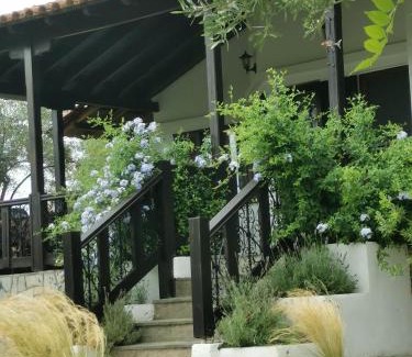 Ormos Panagias House | Villa Joy: Guest Rated 9.9 with Family-Friendly Amenities