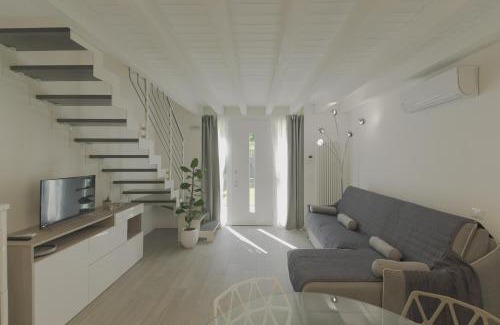 Borgo Milano House | Villa Joy - 4-Star Chalet with Pet-Friendly Amenities