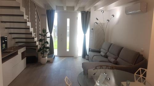 Borgo Milano House | Villa Joy - 4-Star Chalet with Pet-Friendly Amenities