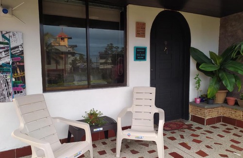 Uramba National Park House | Villa Juliana: Pet-Friendly Retreat with Pool & High Rating