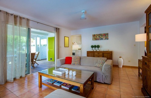 Orient Bay Villa | Beachside Villa with Pool & Ocean Views – Guest Rated 10/10