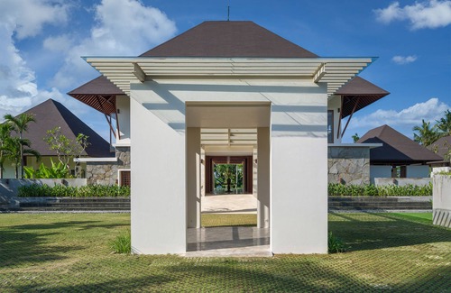 Kelating Villa | Experience Villa Kailasha: Ocean View & Private Pool Retreat