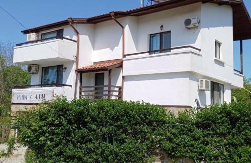 Velika House | Villa Kalina: Pet-Friendly Retreat with Exceptional 9.4 Rating