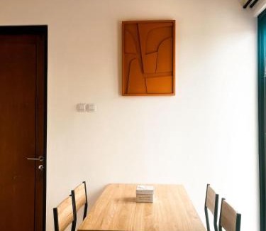 Depok Villa | Villa Kamar Tamu Concat