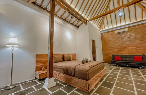 Banjarasri Villa | Pet-Friendly Villa The Hill with Breakfast & Family Perks