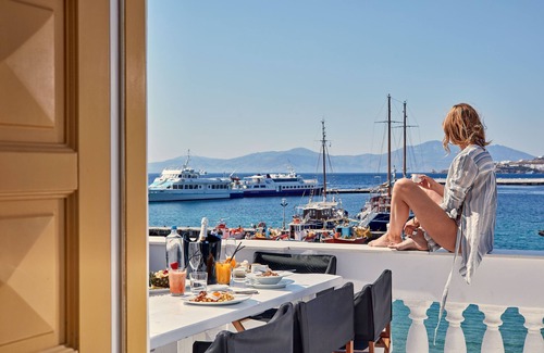 Mykonos Villa | Discover Villa Kampani: A Sea View Retreat in Mykonos Town