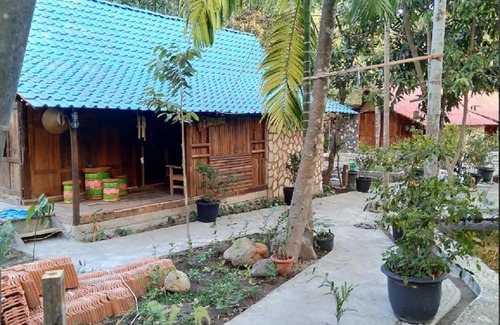 Sleman Villa | Experience Villa Kampung Ayem: Family-Friendly Getaway