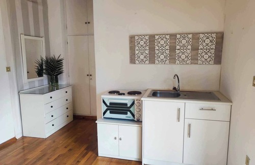Asprogerakata House | Cozy Villa Karidia: Family-Friendly Stay with Breakfast
