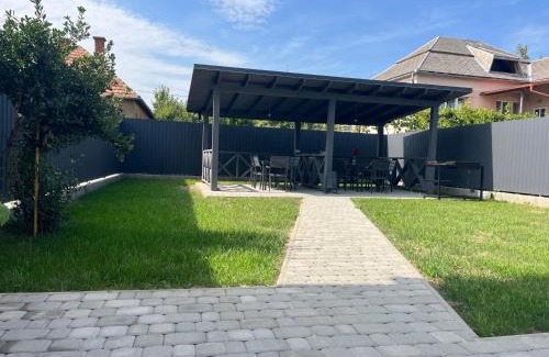 Berehove Apartment | Villa Karta