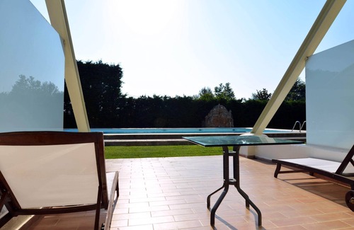 Molos-Agios Konstantinos House | Explore Villa Karya: Family-Friendly Two Bedroom Retreat