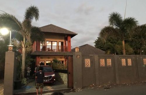 Senggigi Villa | Seaside Escape at Villa Kenanga: 4-Star Oceanfront Retreat