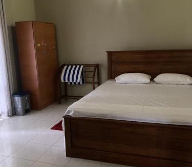 Kiribathgoda House | Family-Friendly Escape at Villa Kenz: Ideal for All Guests